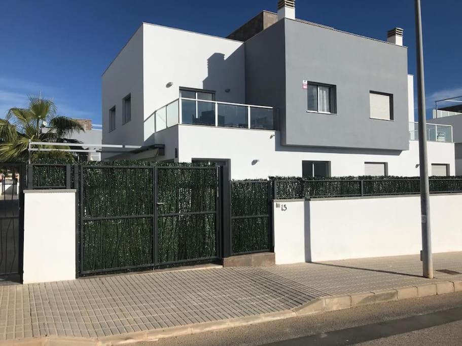 Villa Luxury - Private Pool - Wifi - Solarium لقنت المظهر الخارجي الصورة