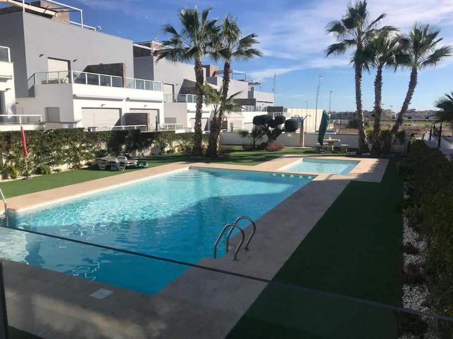 Villa Luxury - Private Pool - Wifi - Solarium لقنت المظهر الخارجي الصورة