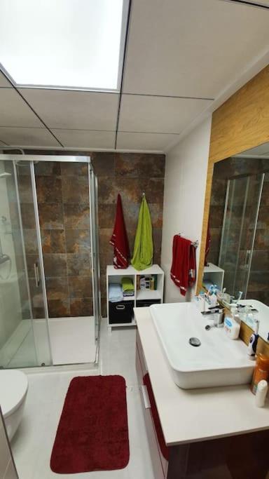 Villa Luxury - Private Pool - Wifi - Solarium لقنت المظهر الخارجي الصورة