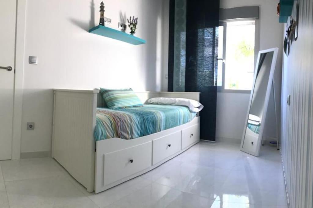Villa Luxury - Private Pool - Wifi - Solarium لقنت المظهر الخارجي الصورة